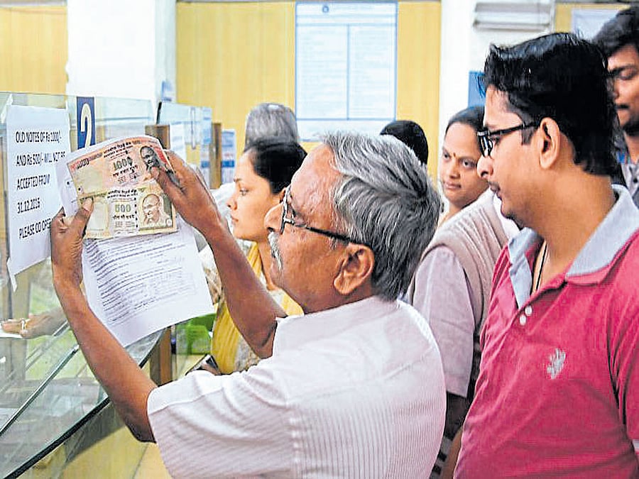 Notably, Prime Minister Narendra Modi had on November 8 announced that the people would be permitted to exchange old notes until March 31, 2017. DH file photo