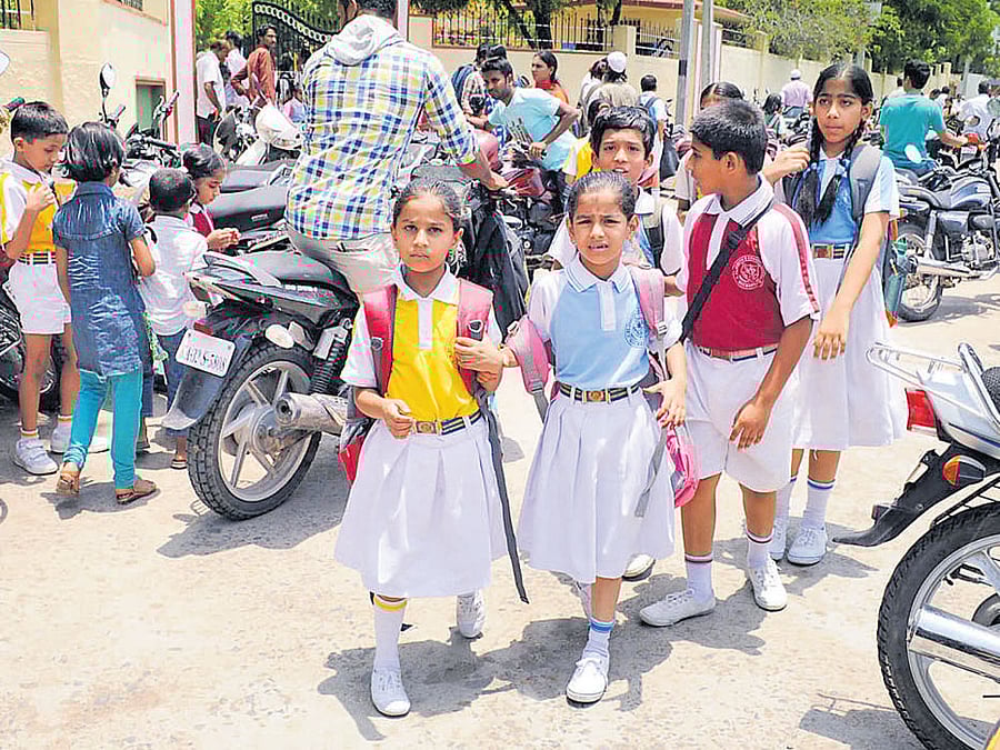 The rule says there must be at least 25% of students having the same mother tongue as that of the school management to apply for the certification. DH file Photo