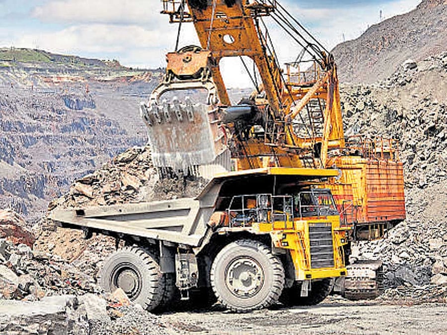 Cental panel, state to decide on raising iron ore cap today