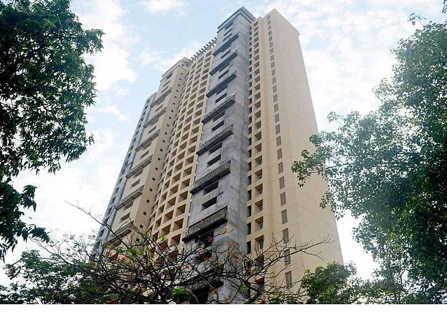 General N C Vij and General Deepak Kapoor -- and several other retired military officials have been named by a high-level inquiry committee appointed by the defence ministry for their alleged complicity in the Adarsh Housing Society scam. Twitter