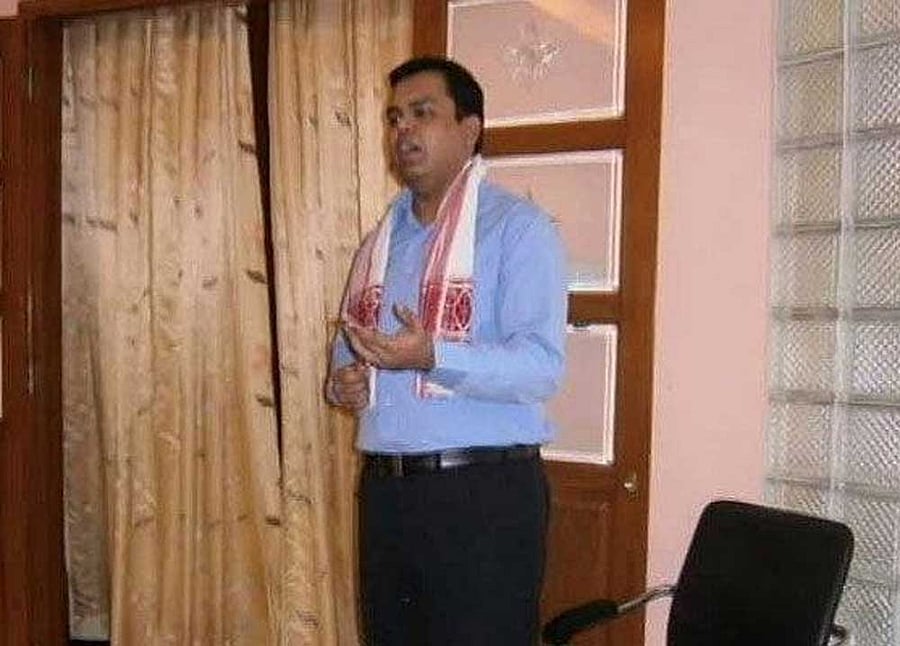 Buxar district magistrate Mukesh Pandey. Image courtesy: Facebook