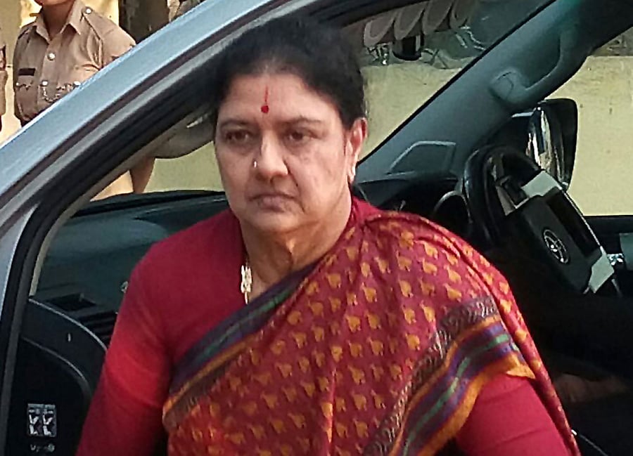 Sasikala's advocate had filed a emergency parole application seeking 15 days to visit her husband M Natarajan in Chennai who is suffering from liver and kidney failure. DH Photo