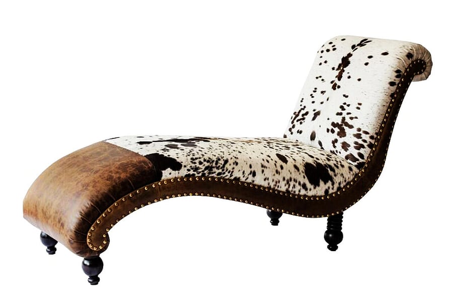 Luxury furniture should effortlessly incorporate ostentatious design with functionality. PHOTO BY L'OPULENCE