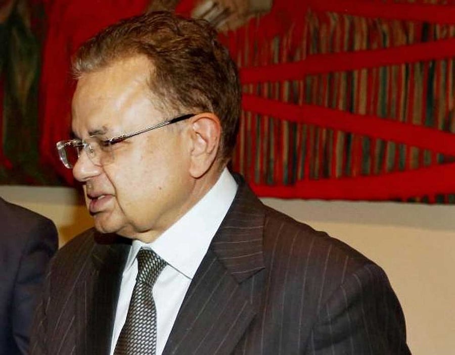 Deployed by the hundreds, police said they made more than 100 arrests and towed about 20 vehicles