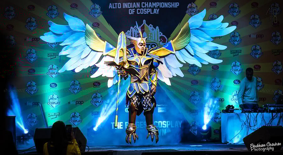 Sameer as 'Skywrath Mage'