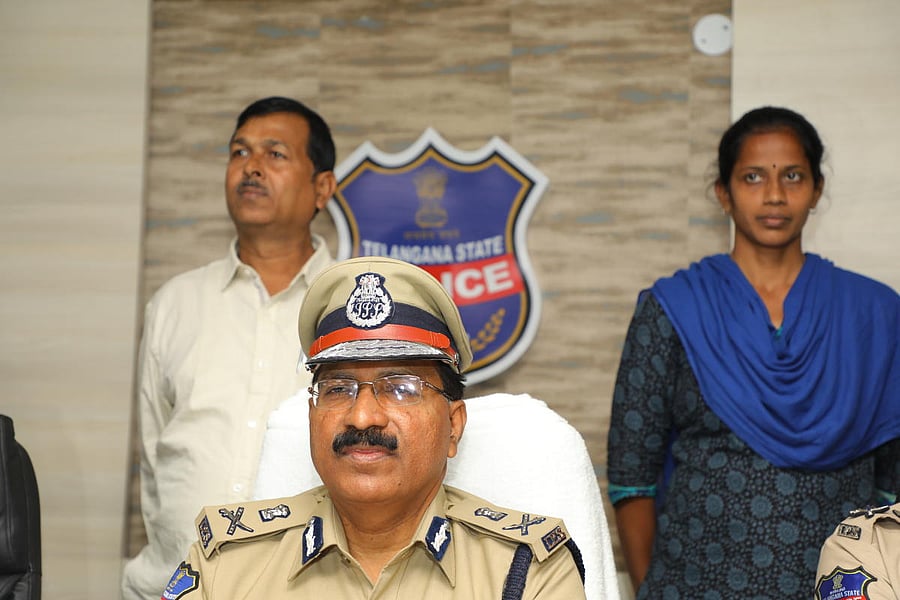 Maoist leader, wife surrender