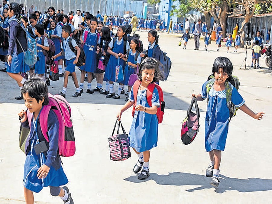 According to the rules framed under the KLL Act, Kannada should have been introduced in Class I in the 2017-18 academic year. DH File photo for representation purpose