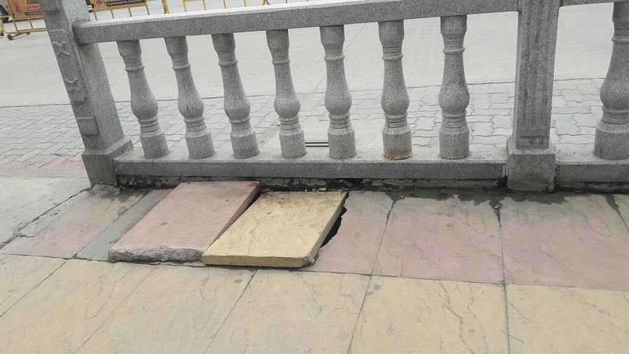 A sample of the footpath of the Rajamarga in Mysuru.