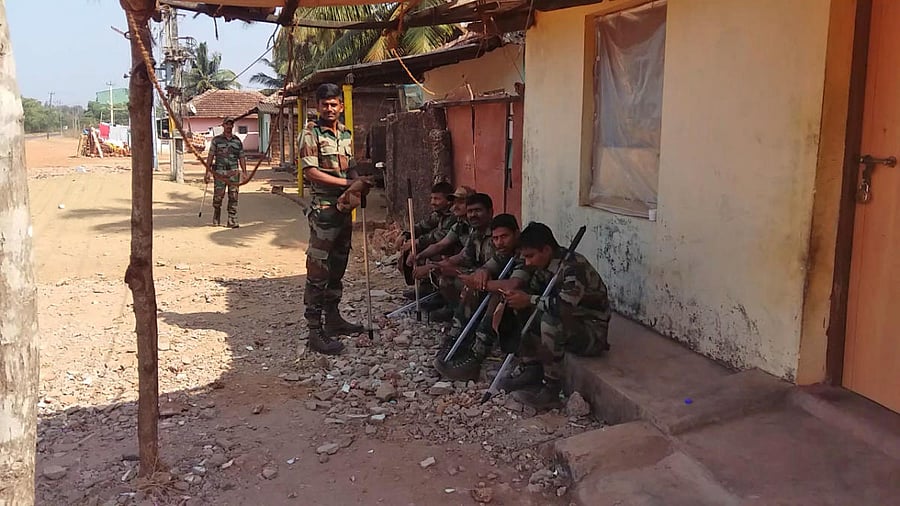 Bengre tense after BJP party workers,Muslim youths clash over sloganeering