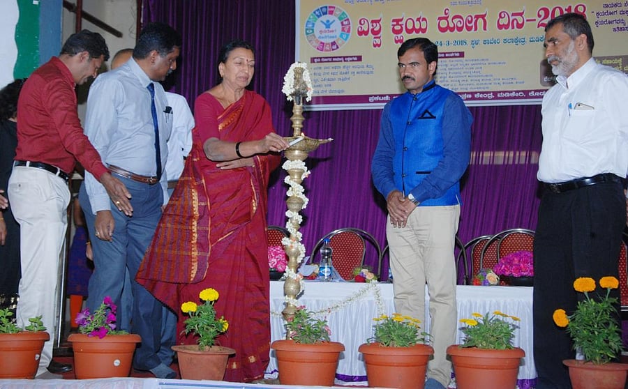CMC President Kaveramma Somanna inaugurates the World TB Day in Madikeri on Saturday.