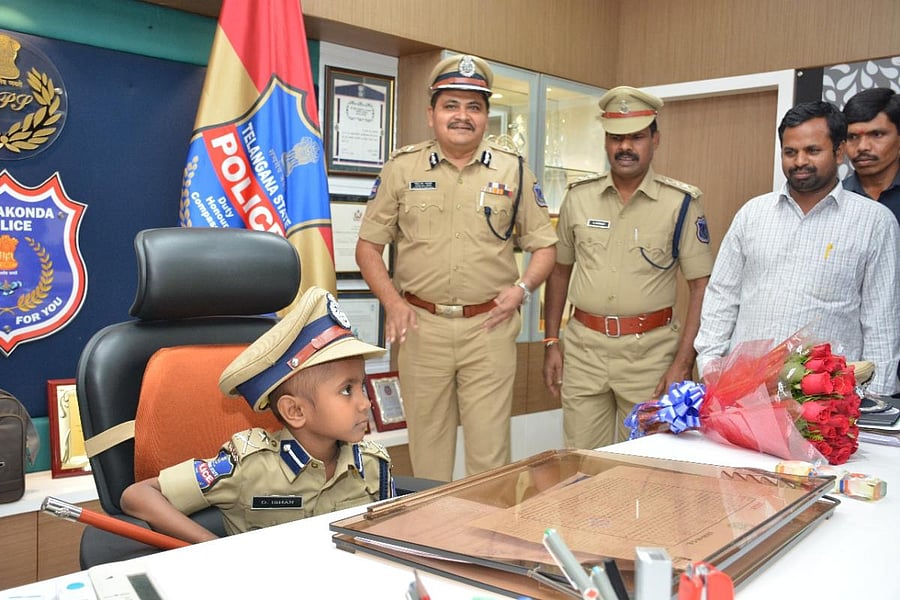 Ishan with Rachakonda Police Commissioner Mahesh Bhagawat.