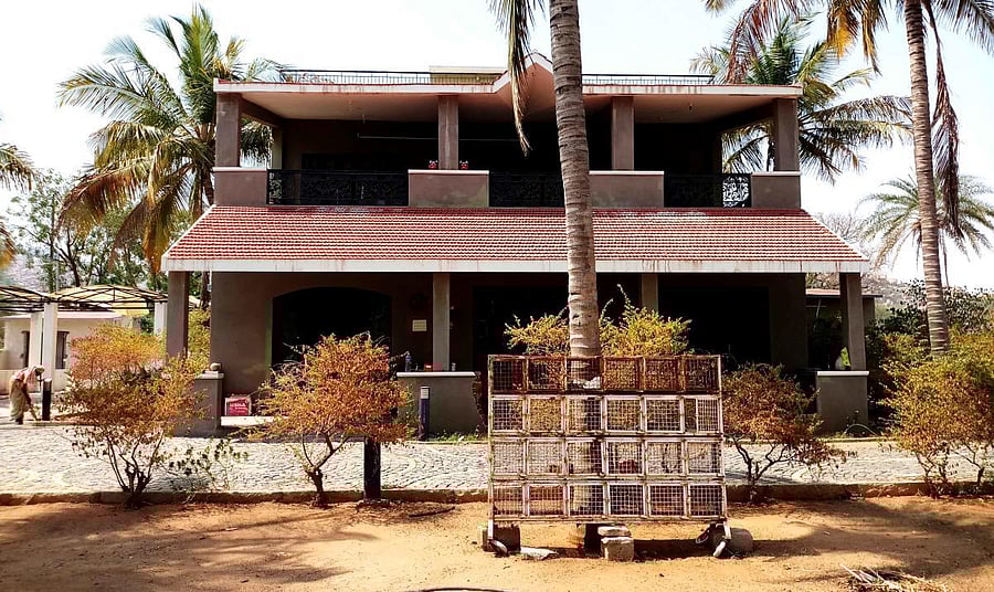 The farmhouse at Megalahatti in Molkalmuru taluk of Chitradurga district, where former minister B Janardhana Reddy will stay with his family. dh photo