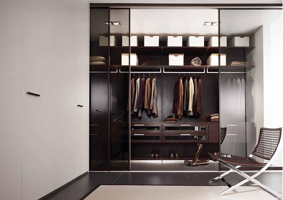 Hundreds of employees from Sri Lankan state-run banks, most wearing black, also joined other bank trade unions in a protest march