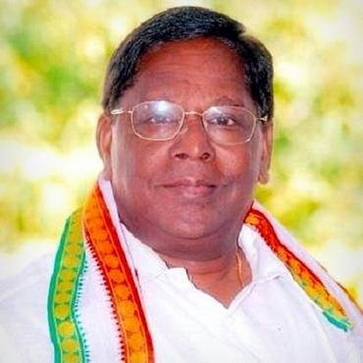 Narayanasamy said that the situation in Puducherry and Delhi could not be compared as the two Union Territories were governed by different set of rules under the Constitution.