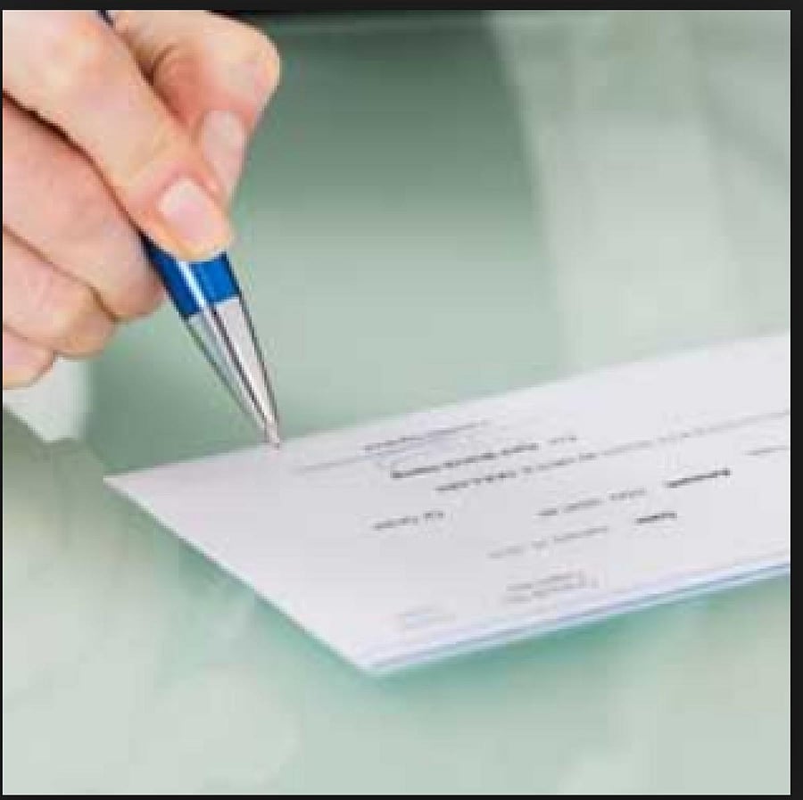Professional colleges that charge fees above Rs 20,000 will be made to collect fee by means of cheque only.