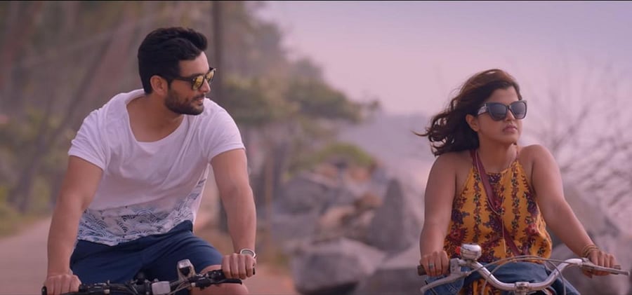 A scene from Katheyondu shuruvagide