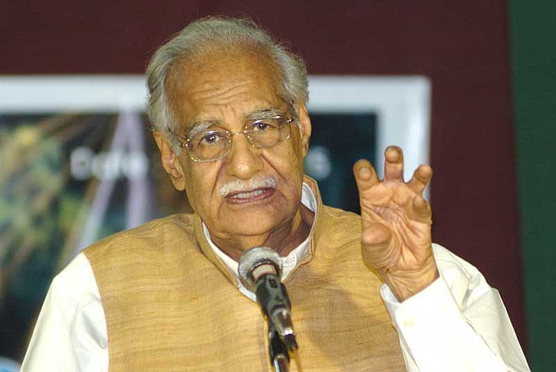 Kuldip Nayar in a programme in Bengaluru in 2005. (DH File Photo)