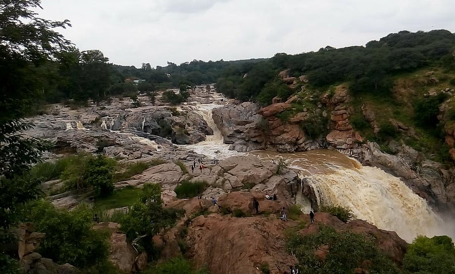 Chunchi Falls