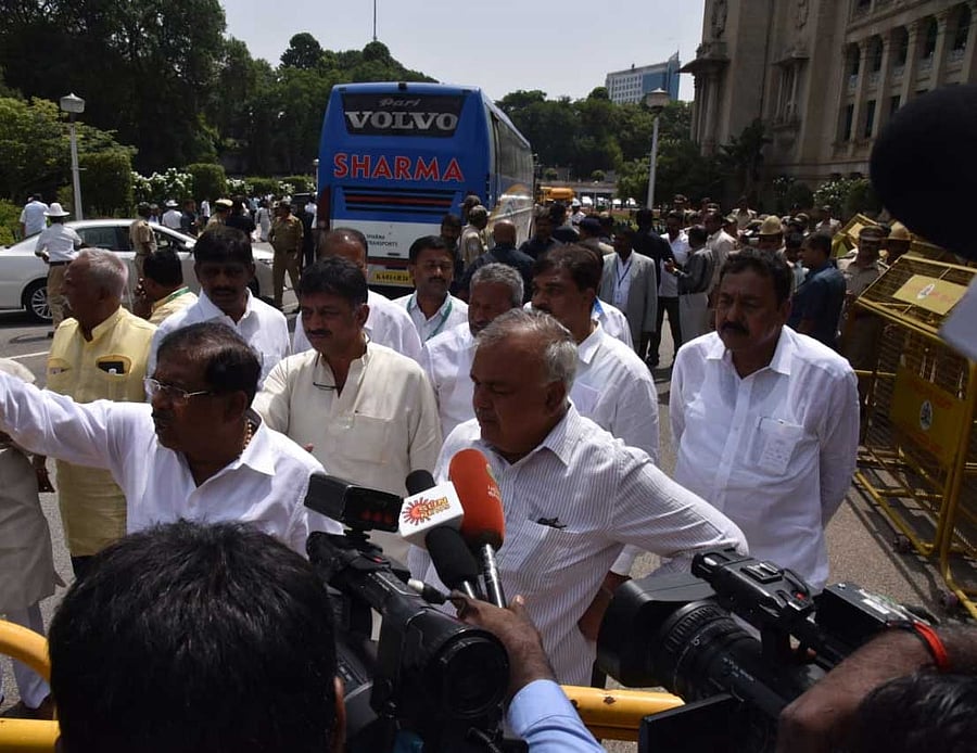 Congress legislators are camping at Hilton Hotel, whereas JD(S) legislators are put up at Hotel Le Meridien. DH file photo