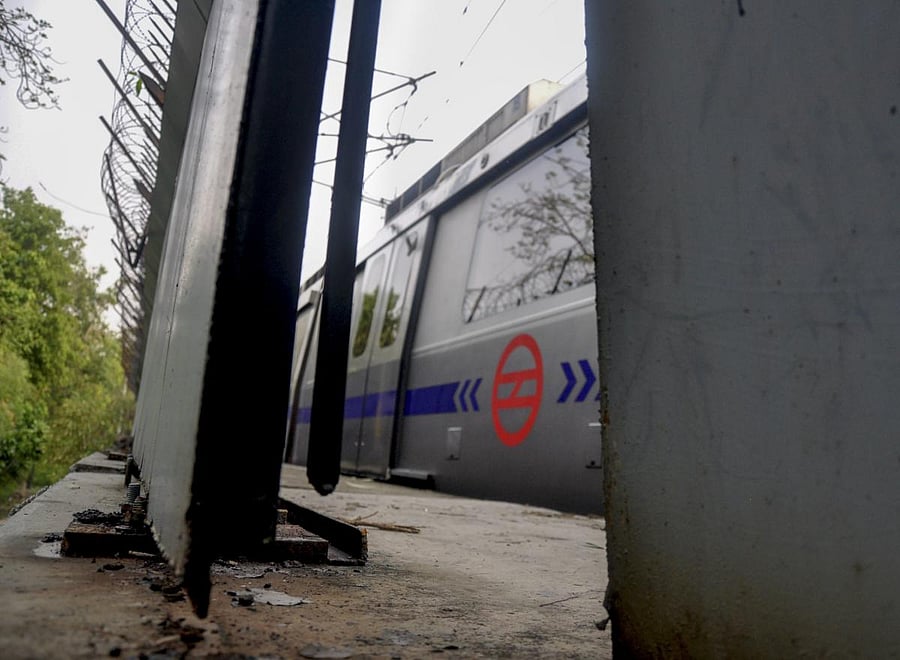 The incident took place at 9:30 am on the Blue Line when the man allegedly jumped in front of a Noida-bound metro as the train was approaching the platform, a senior officer said. (Image for representation)