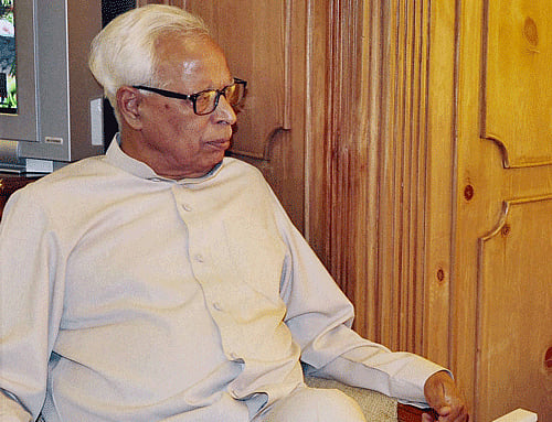 An all-party meet, convened by Jammu and Kashmir Governor N N Vohra to discuss the situation in the wake of the implementation of Governor's rule in the state, began on Friday. PTI file photo
