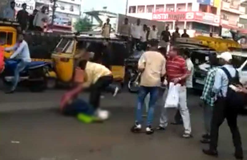 Though a traffic police constable and some locals tried in vain to save the victim, later identified as Ramesh, the two assailants continued to attack him, leading to his death on the spot at Attapur area, police said. (Screengrab)
