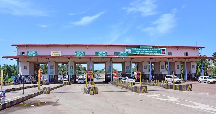 Apprehending poor revenue collection, low profit margin, and opposition from locals, no contractor has shown interest in setting up toll plazas on four highways.