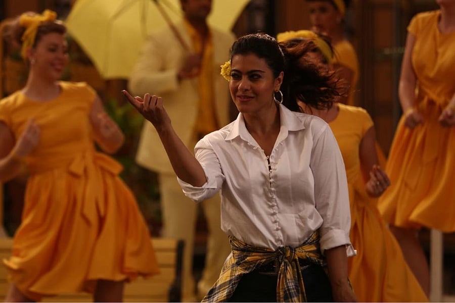 A still from Helicopter Eela.