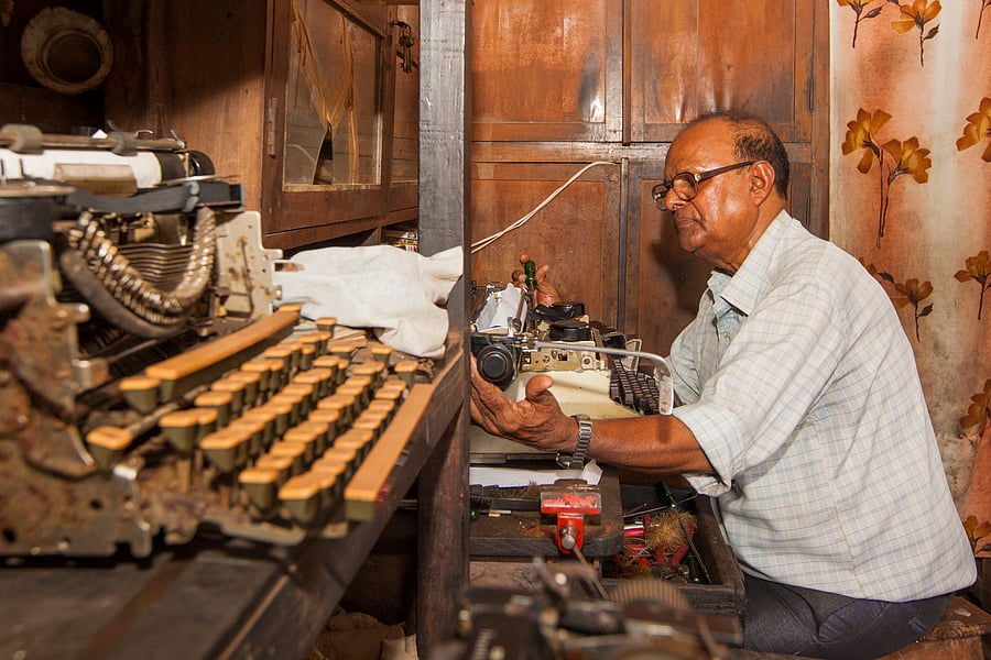 Erasmo Coutinho in his shop Rosmos Typewriters, Goa.