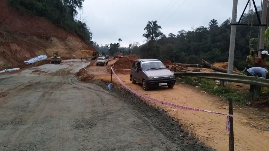 Vehicles have started plying on the Sampaje Ghat at Jodupala.