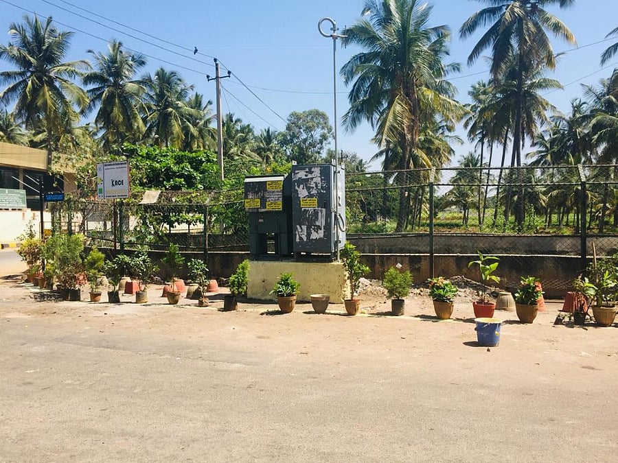 Residents of Central Excise Layout in Sanjay Nagar Identified two black spots and cleaned it and beautified on Saturday.