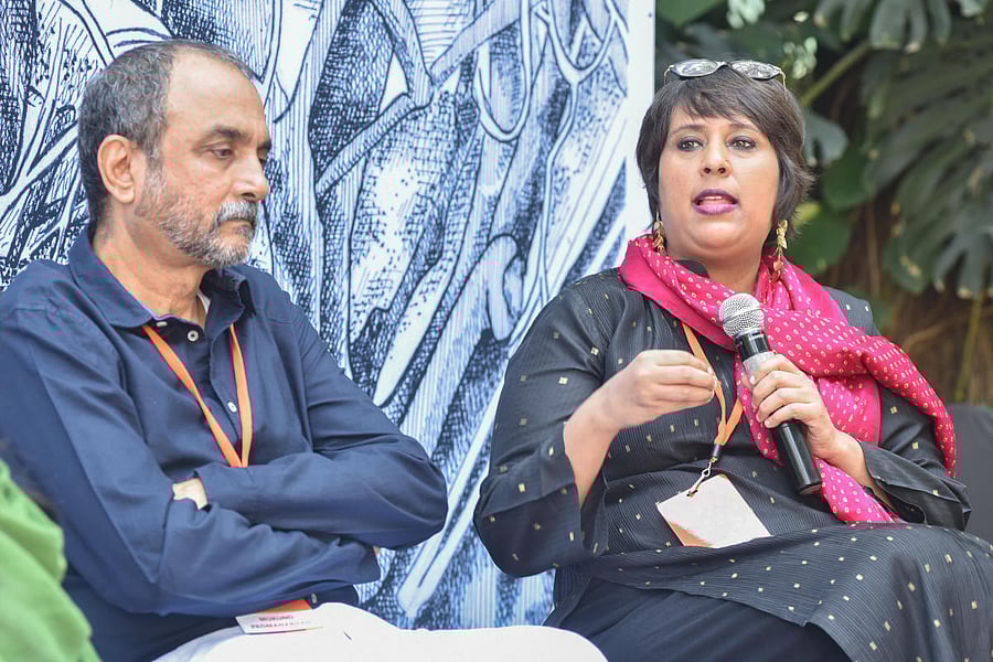 Mukund ww and Barkha Dutt spoke about responsible journalism.