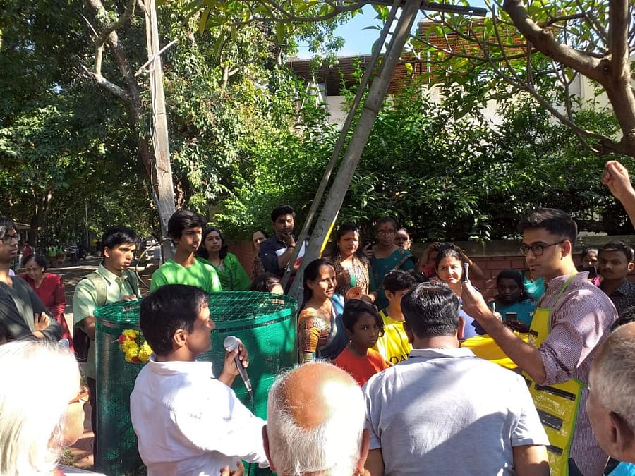 Close to 200 people took part in the inaugural event on Saturday 24 and learned about the techniques of composting.