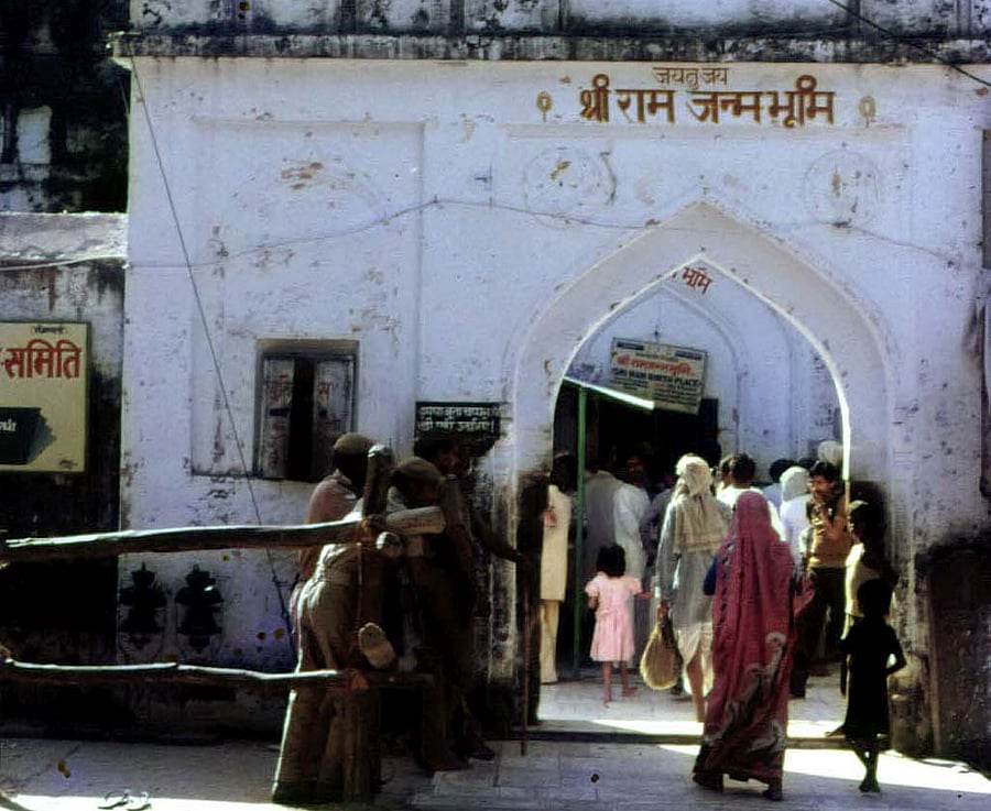 "As soon as a grand Ram temple is built in Ayodhya, it will restore the glorious history of Ayodhya. Subsequently, lakhs of tourists will visit the place and it will eventually give a boost to tourism in the temple town," the state religious affairs, culture, minority welfare, Muslim Waqf and Haj minister said. (DH File Photo)