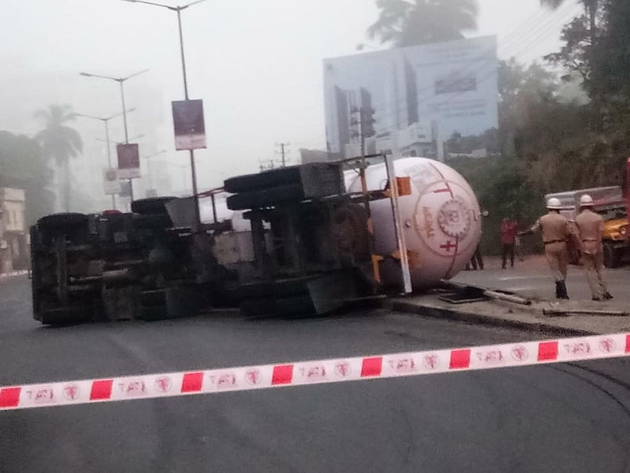 The oil tanker that skidded off the road near Mangaluru on Wednesday. DH Photo.