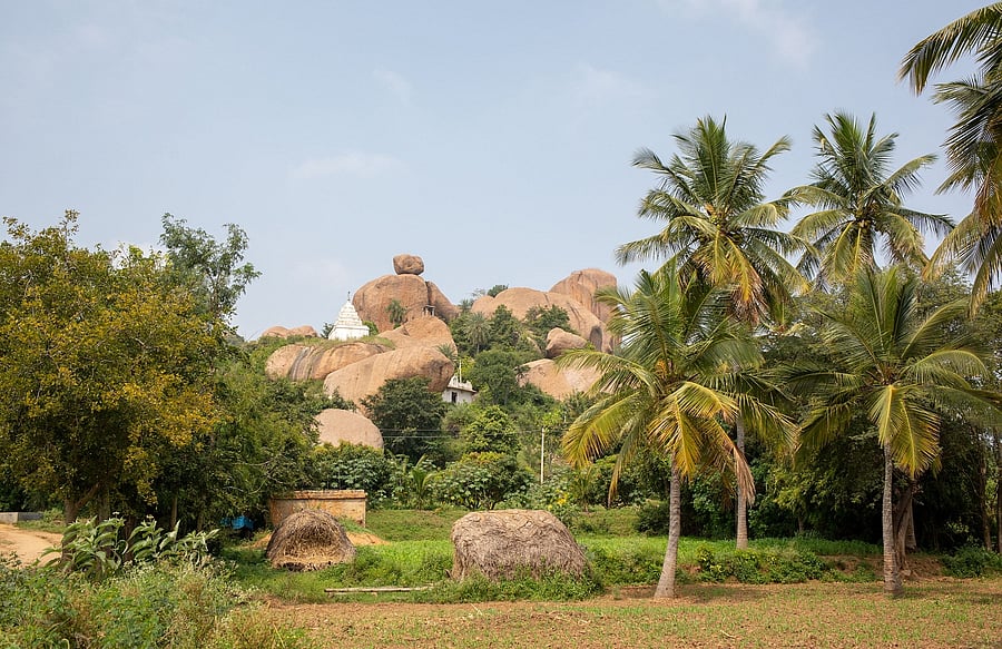 The white gopuram of Kaleshwara Temple