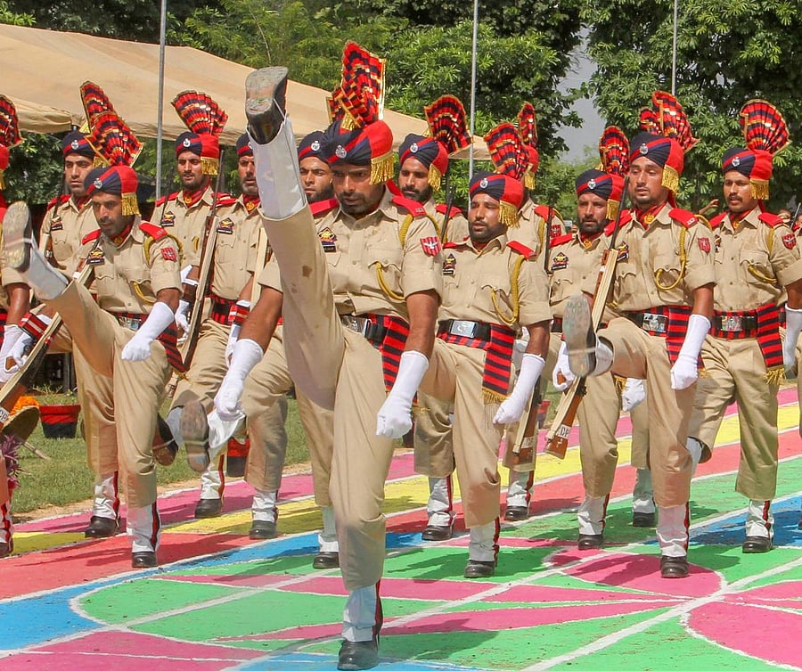 Though the police-militant nexus dates back to the early 1990’s, the trend of cops deserting with weapons to join militancy emerged only after 2015. (PTI file photo for representation)