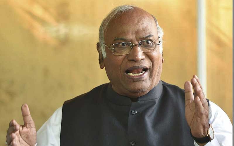 Congress Parliamentary Party leader Mallikarjun Kharge addresses the media during the Winter Session of Parliament, in New Delhi, Friday, Dec.14, 2018. (PTI Photo)