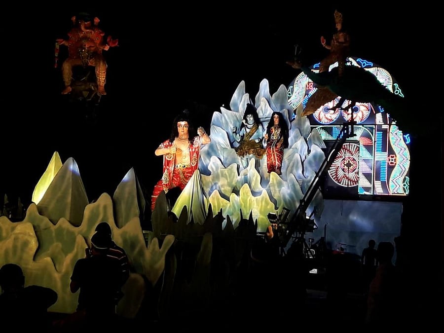 A ‘mantapa’ featured as a part of Madikeri Dasara procession on Friday.