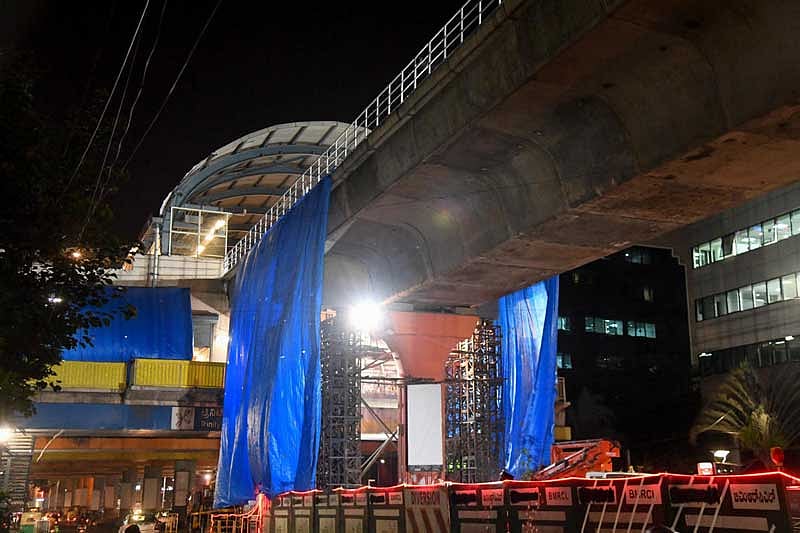 Officials will ride a train on Tuesday and assess the safety of the stretch above the pillar. Regular operations will resume in the second half of the day. (DH Photo)