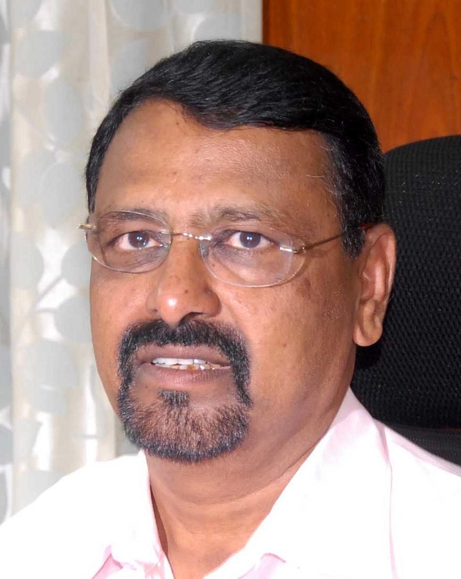 Deputy Commissioner M K Srirangaiah