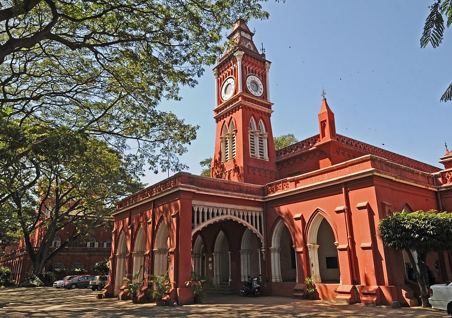 The PhD admission process began on January 12 and will go on until January 30. The entrance test will be held at the Central College on February 12. Since the BCU campus is located in the heart of the city, student enrolments are not a concern. 