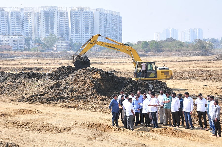 The Bangalore Development Authority (BDA) is planning to build an island at the lake’s centre to allow birds to perch and settle amidst the cooler surroundings of the waterbody.
