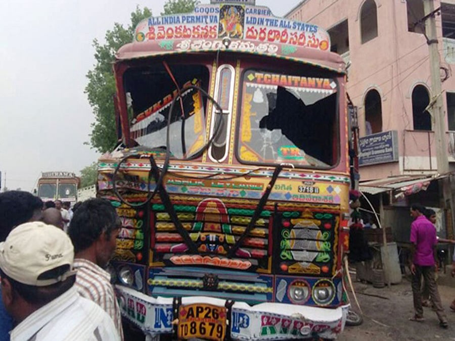 Six people died and eight were critically injured in a road accident in West Bengal’s Birbhum district on Friday. The incident took place in the Dubrajpur area of the district when a truck loaded with paddy collided head-on with another truck.