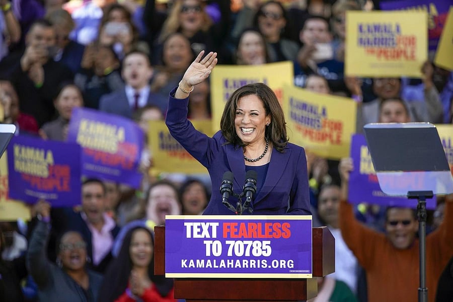 Democratic Sen. Kamala Harris, of California, waves to the crowd as she formally launches her presidential campaign at a rally in her hometown of Oakland, California. AP/PTI