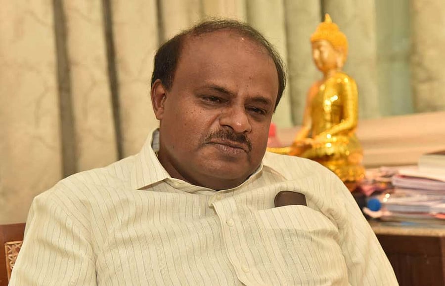 Chief Minister H D Kumaraswamy conducted a pre-budget meeting with taxi drivers associations on Tuesday. DH file photo