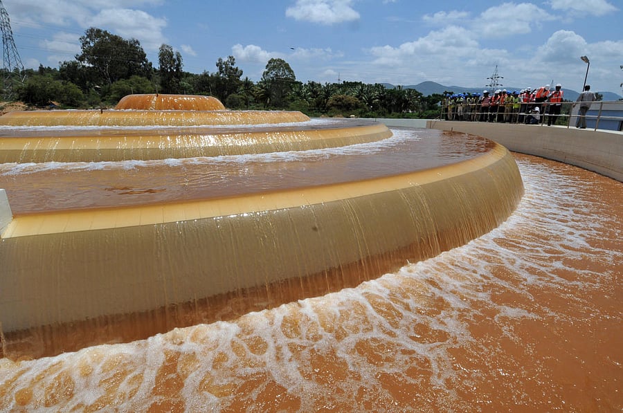 Six decades later, aged 86, she showed a surprising gift for comedy, joining James Bond star Daniel Craig for a sketch in which both appeared to parachute into the 2012 London Olympics