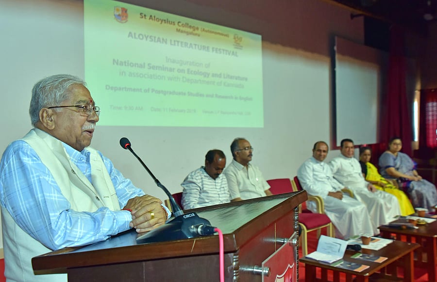 Jnanpith awardee Chandrashekar Kambar speaks at the inauguration of a two-day national seminar on ‘Ecology and Literature’ organised as a part of the Aloysius Literature Festival at St Aloysius College in Mangaluru on Monday.