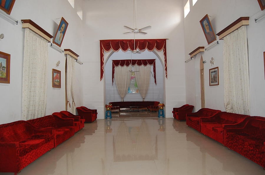 Eloquence: (Clockwise from above) Front view of Aiwan-e-Shahi; Diwan-e-Aam and Mir Osman Ali Khan.