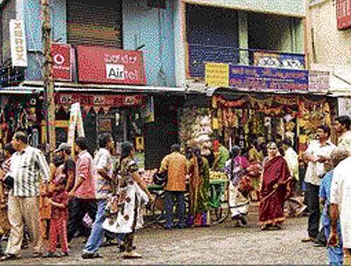 The haphazard mixture of residential and commercial zones has triggered chaos in the City